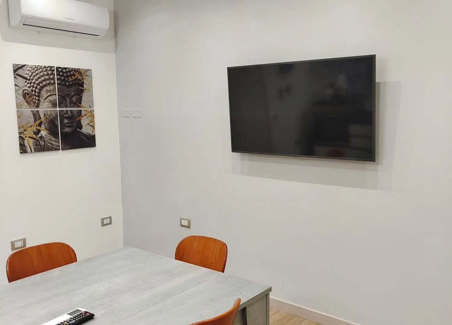 Apartment Seven Rooms Suite 22 Palermo Italy